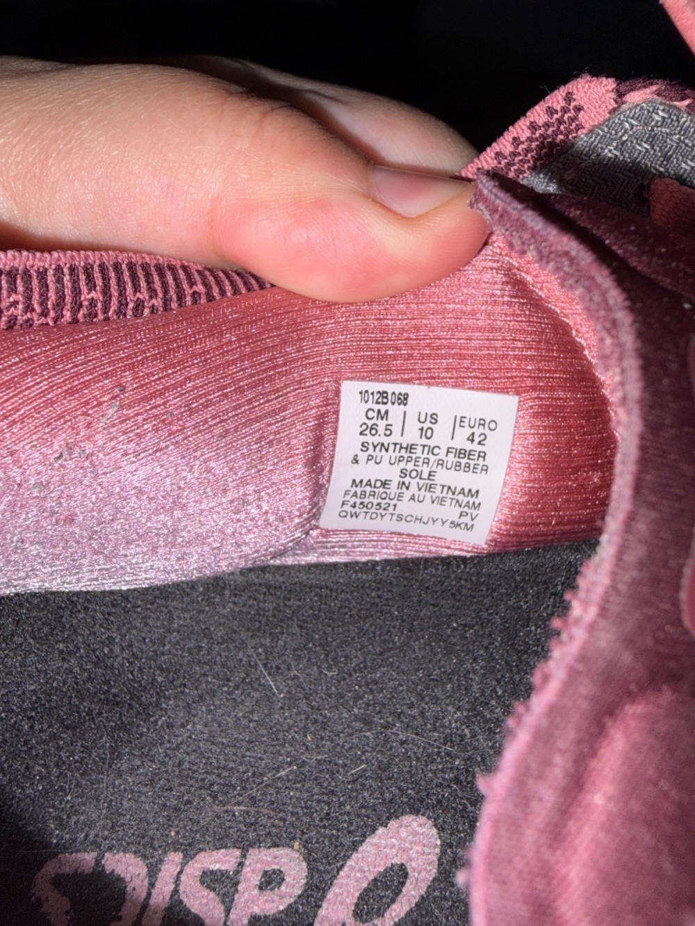 ASICS Running Shoes - Picture 7 of 7